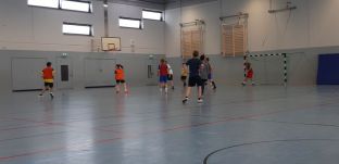 Fußballspiel Schüler-Lehrer 2019-33.jpg