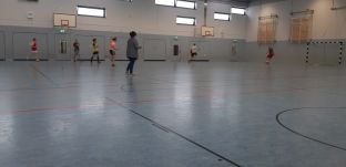 Fußballspiel Schüler-Lehrer 2019-06.jpg