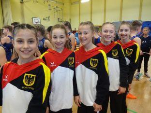 Rabia, Fritzi, Sarah, Enja, Caro.JPG