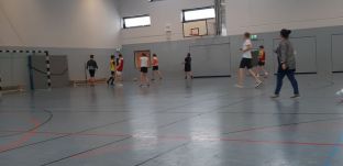 Fußballspiel Schüler-Lehrer 2019-08.jpg