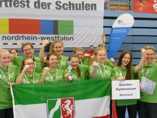 Handballerinnen Berlin 1.jpg