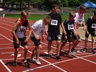 800m-Start.JPG