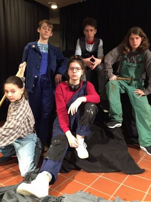 Theater-AG-03.jpeg