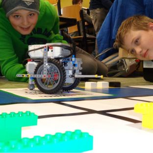 Roboter-AG-04.jpg