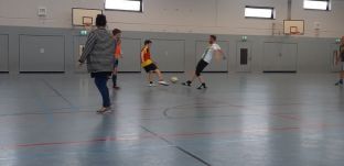 Fußballspiel Schüler-Lehrer 2019-29.jpg