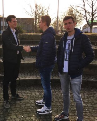 Handschlag.jpg