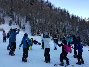 Skifreizeit 2018-13 Aufwärmprogramm.JPG