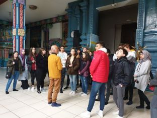 Exkursion Hindu-Tempel-03.jpg