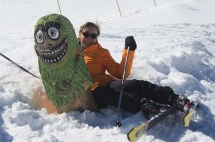 Skifreizeit 2018-63 Zwei mit guter Laune.JPG